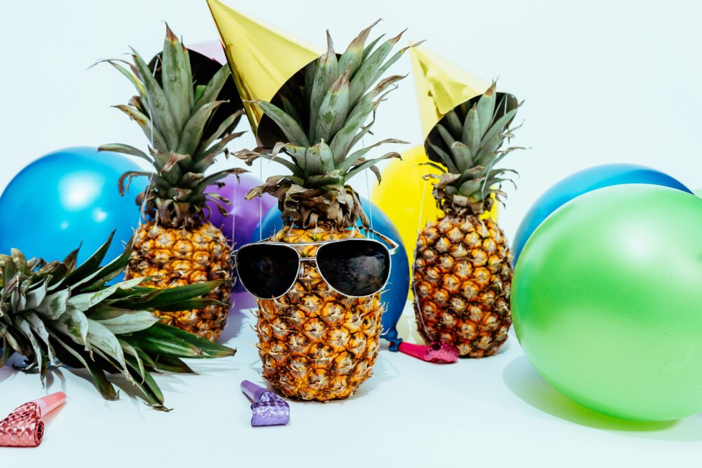 pineapple balloons