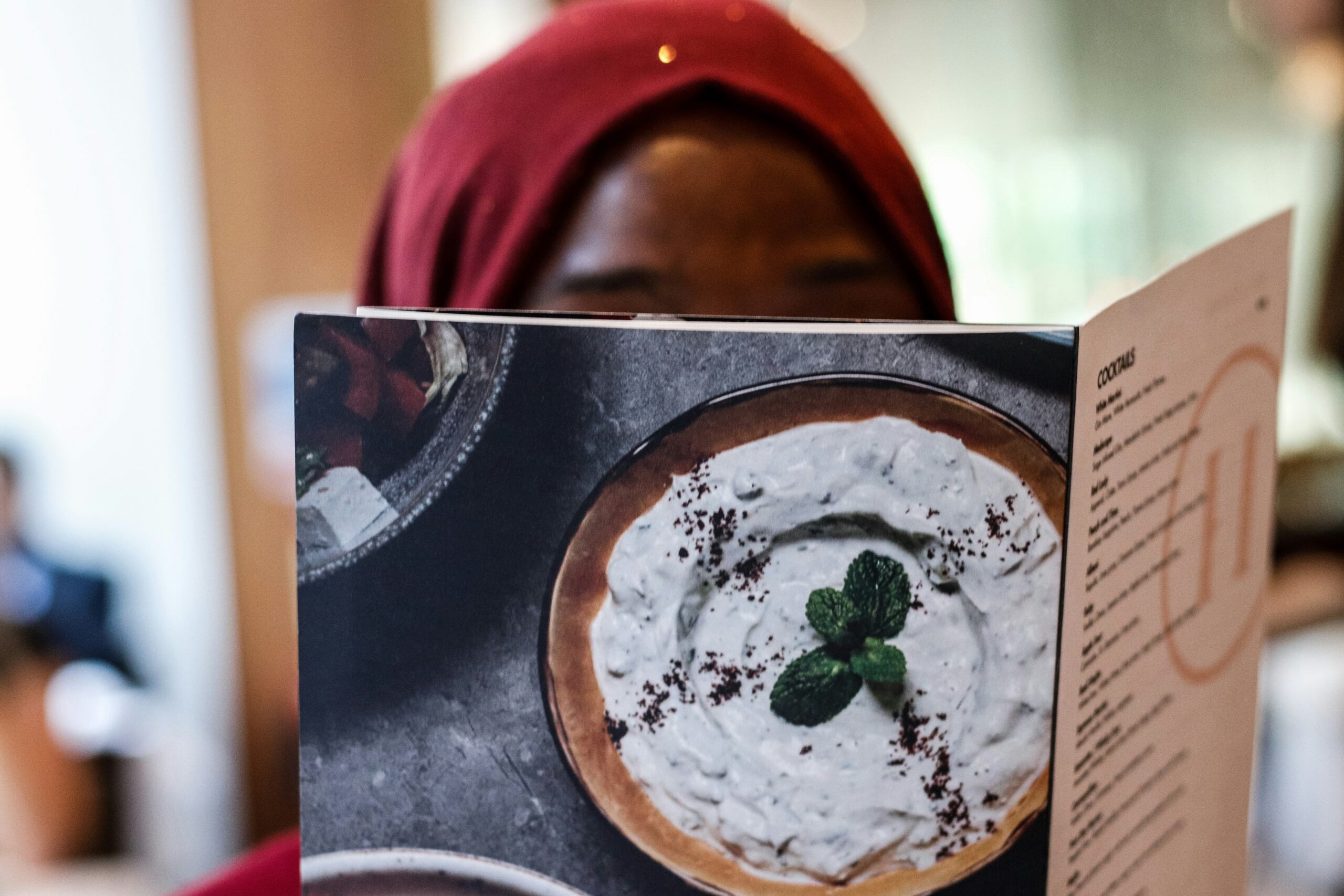 plant-based restaurant tips menu